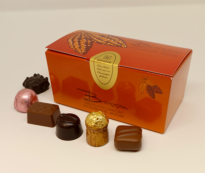 Boîte chocolat Hiver 250g - coloris assortis